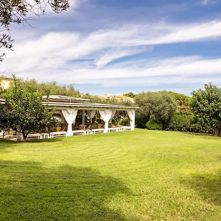 ホテル ラ トーレ 4*