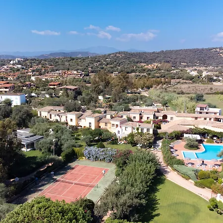 La Torre מלון בארי סארדו