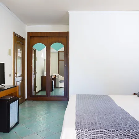 La Torre Otel Bari Sardo