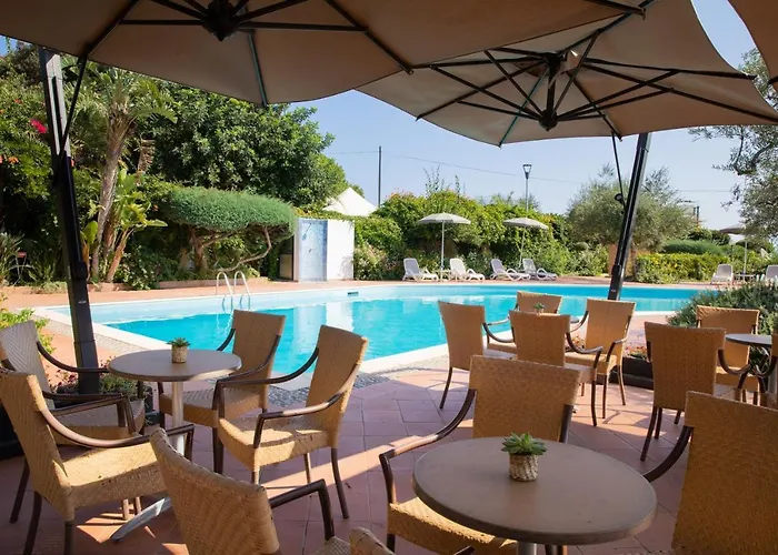 La Torre Otel Bari Sardo