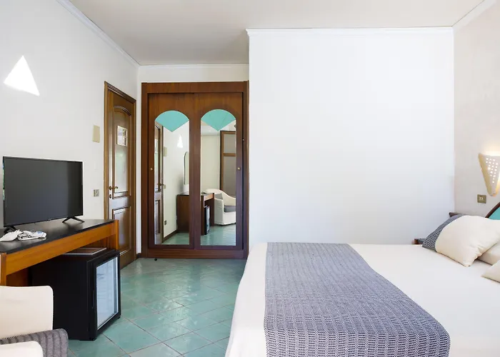 La Torre Otel Bari Sardo